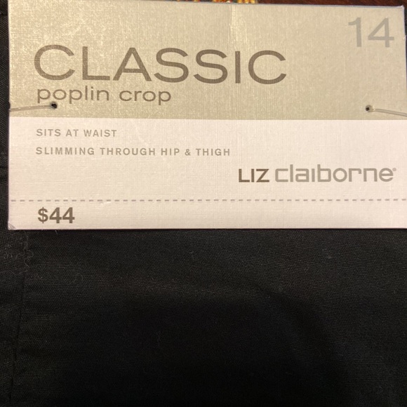 Liz Claiborne Classic Poplin Crop Black Pants - Picture 9 of 10